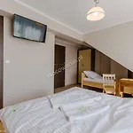 Zieloneczka أوستكا